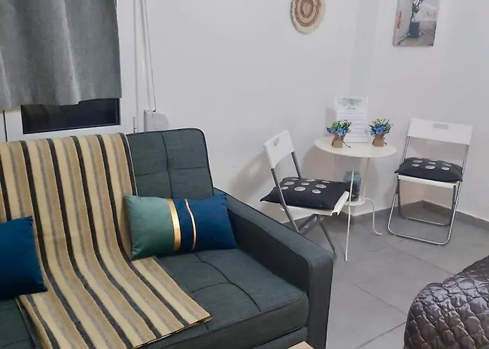 Cozy In Athens Center